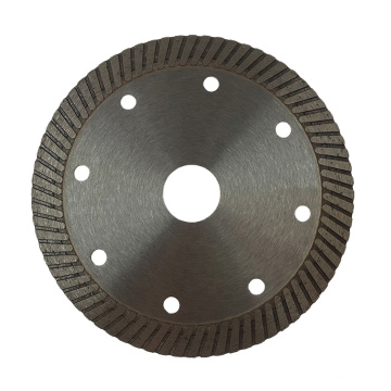 China Hot Press circular diamond fine turbo saw blade for dry cutting granite , concrete , brick